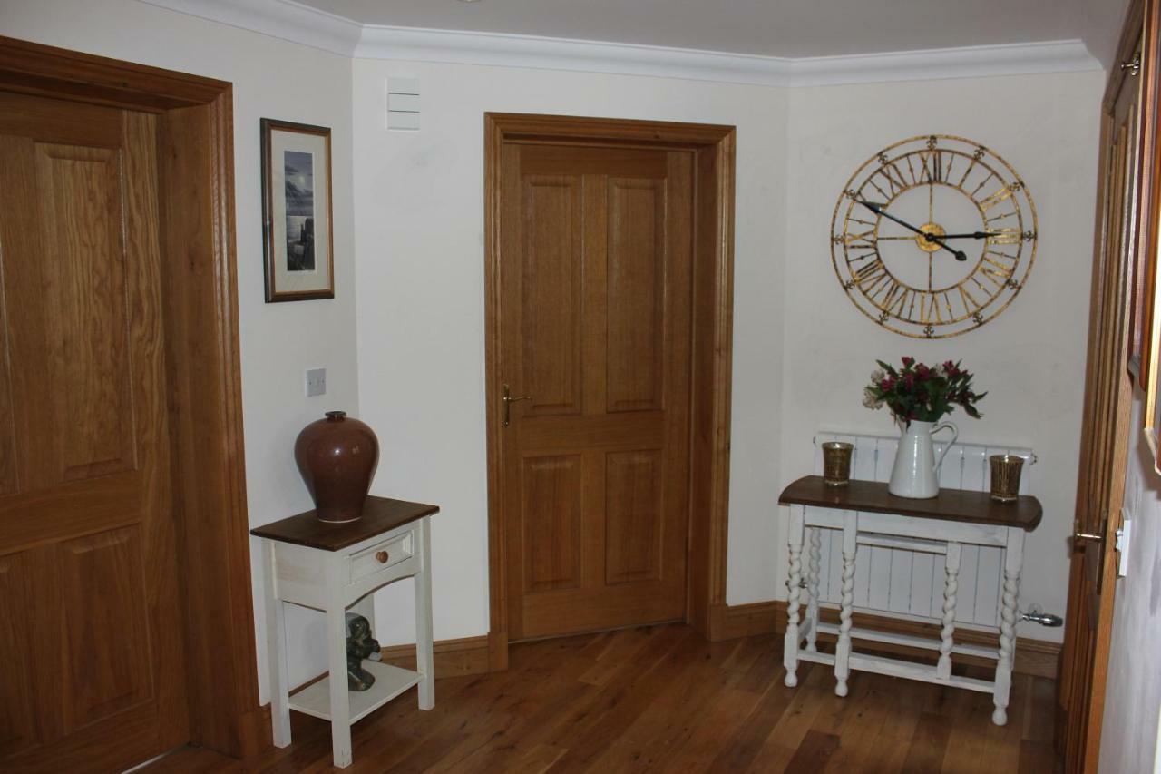 Ty Melin Bed & Breakfast Pembroke Dock Exterior photo