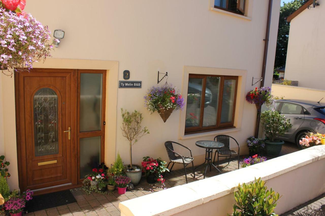 Ty Melin Bed & Breakfast Pembroke Dock Exterior photo