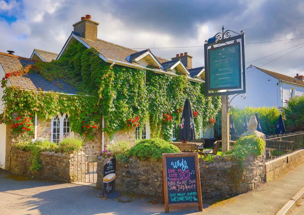 Ty Melin Bed & Breakfast Pembroke Dock Exterior photo