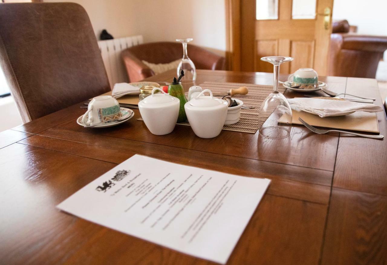 Ty Melin Bed & Breakfast Pembroke Dock Exterior photo