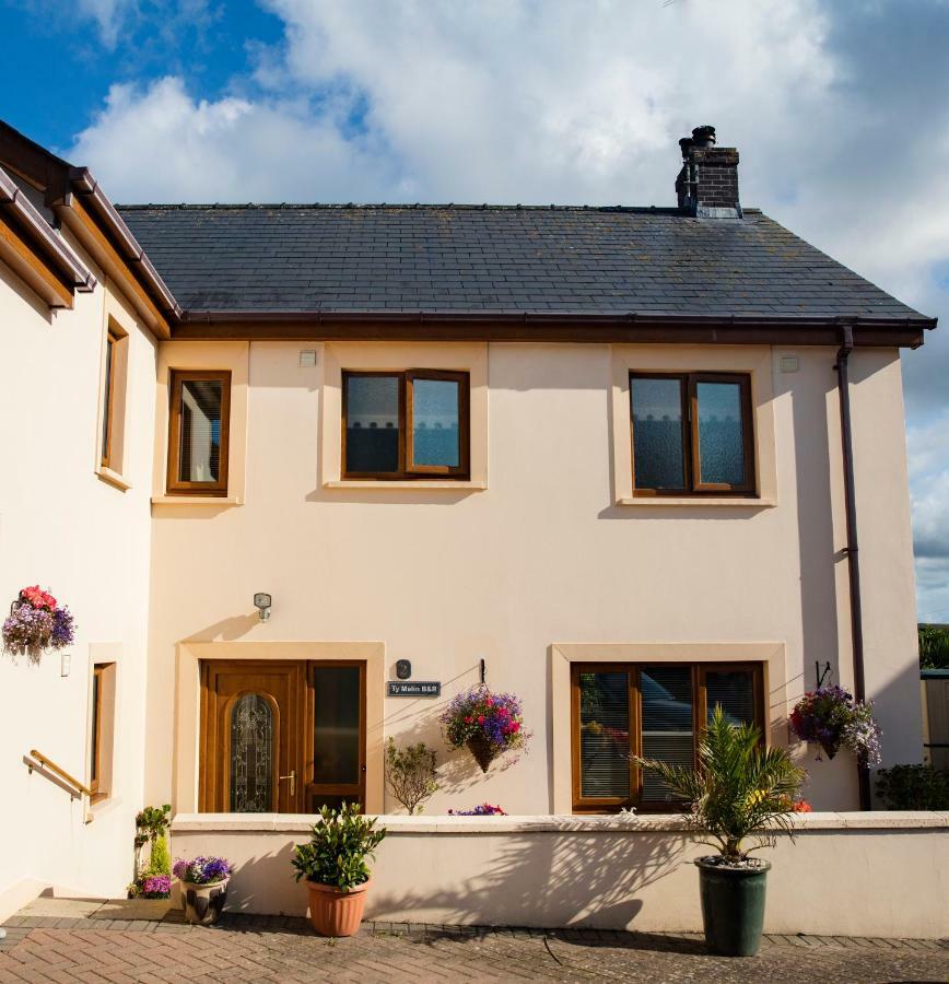 Ty Melin Bed & Breakfast Pembroke Dock Exterior photo